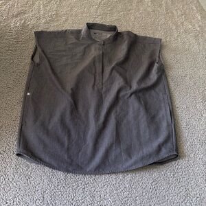 Figs Rafaela Oversized Scrub Top Women's S Short Sleeve Medical Shirt Pockets